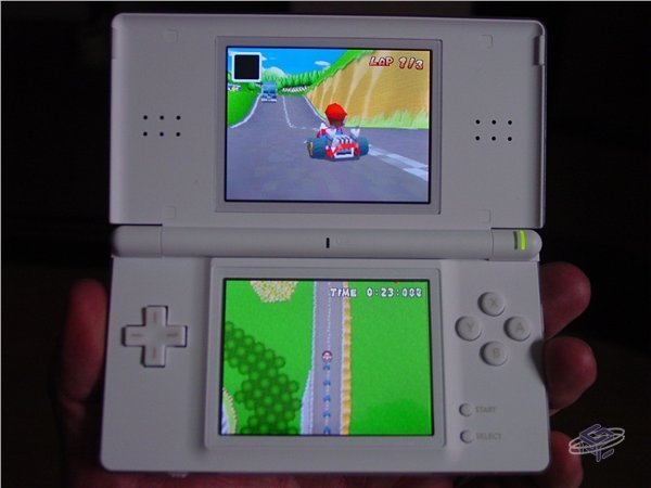 Nintendo DS Lite Hands-on Preview - Hands-on Preview - Nintendo World Report