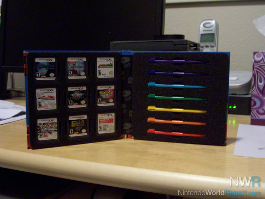 nintendo ds game holder